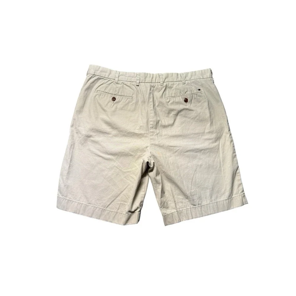Tommy Hilfiger Mens 38 Chino Shorts Beige Classic Fit Casual Preppy EUC
